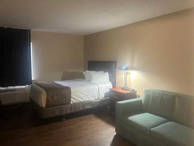 מלון Baymont By Wyndham Battle Creek/I-94 מראה חיצוני תמונה