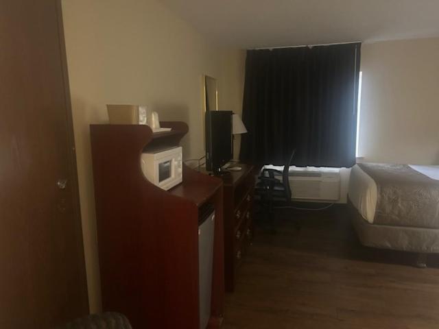 מלון Baymont By Wyndham Battle Creek/I-94 מראה חיצוני תמונה