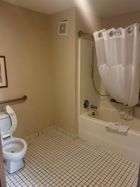 מלון Baymont By Wyndham Battle Creek/I-94 מראה חיצוני תמונה